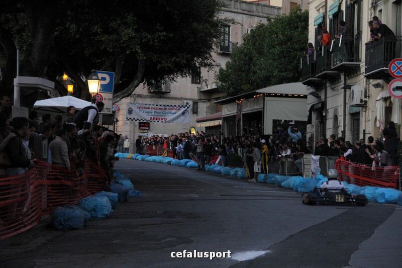 111120 sport2 475_tn.jpg